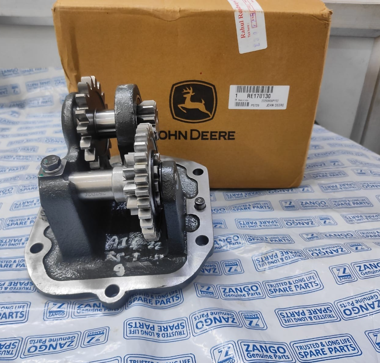 どんぶり様5 RE170130 CREEPER FITS FOR JOHN DEERE TRACTOR 5E-5210,5E-5310