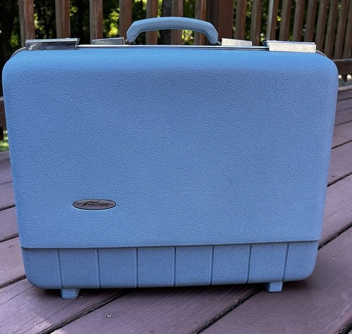 USA Vintage SEARS 60’s Travel Carry Bag SEARS VINTAGE RETRO 1960'S BLUE VINYL CARRY ON TRAVEL BAG | eBay