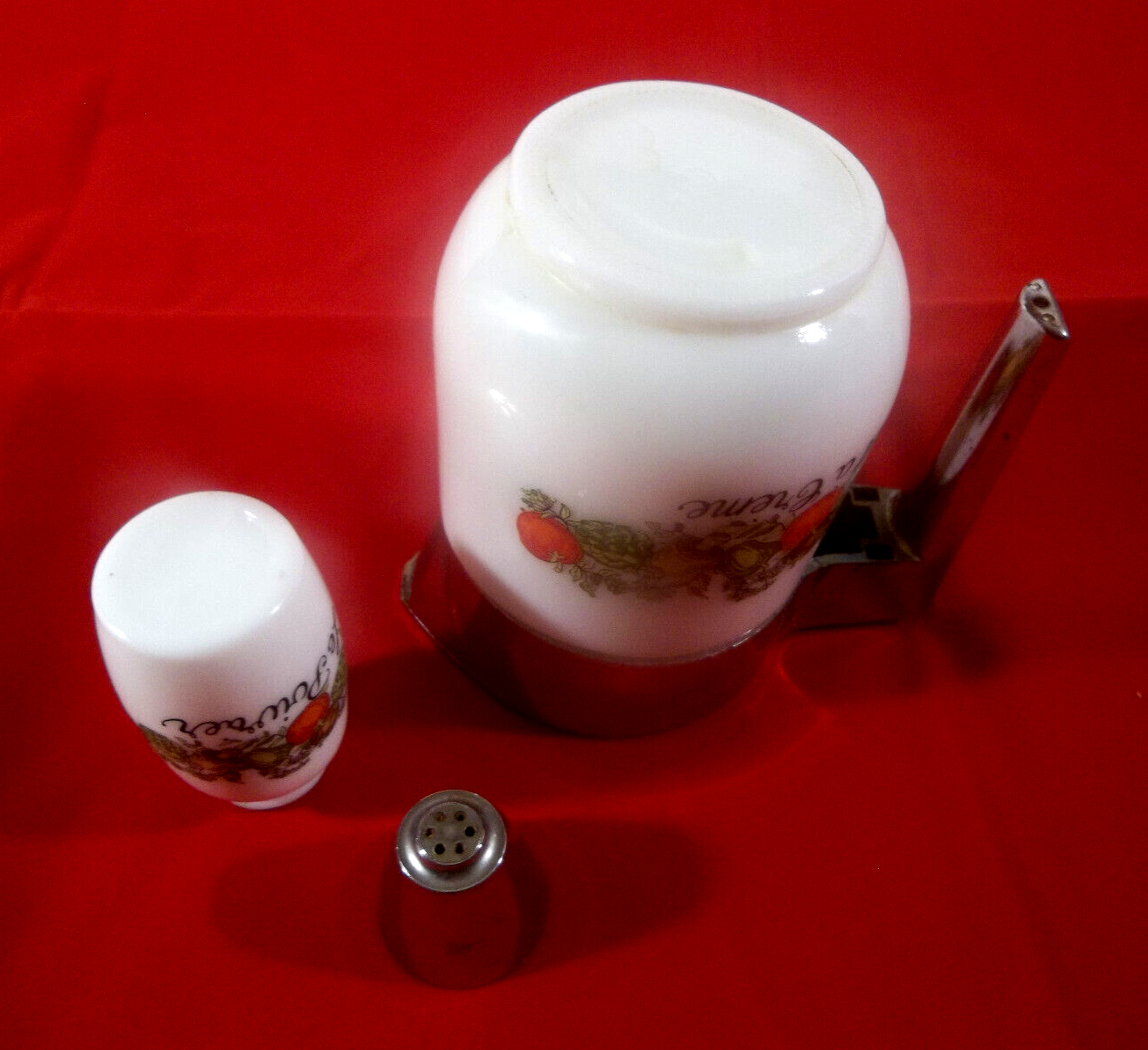 Corning Gemco Pot A Creme Pitcher and Le Poivrier Shaker with Chrome Tops