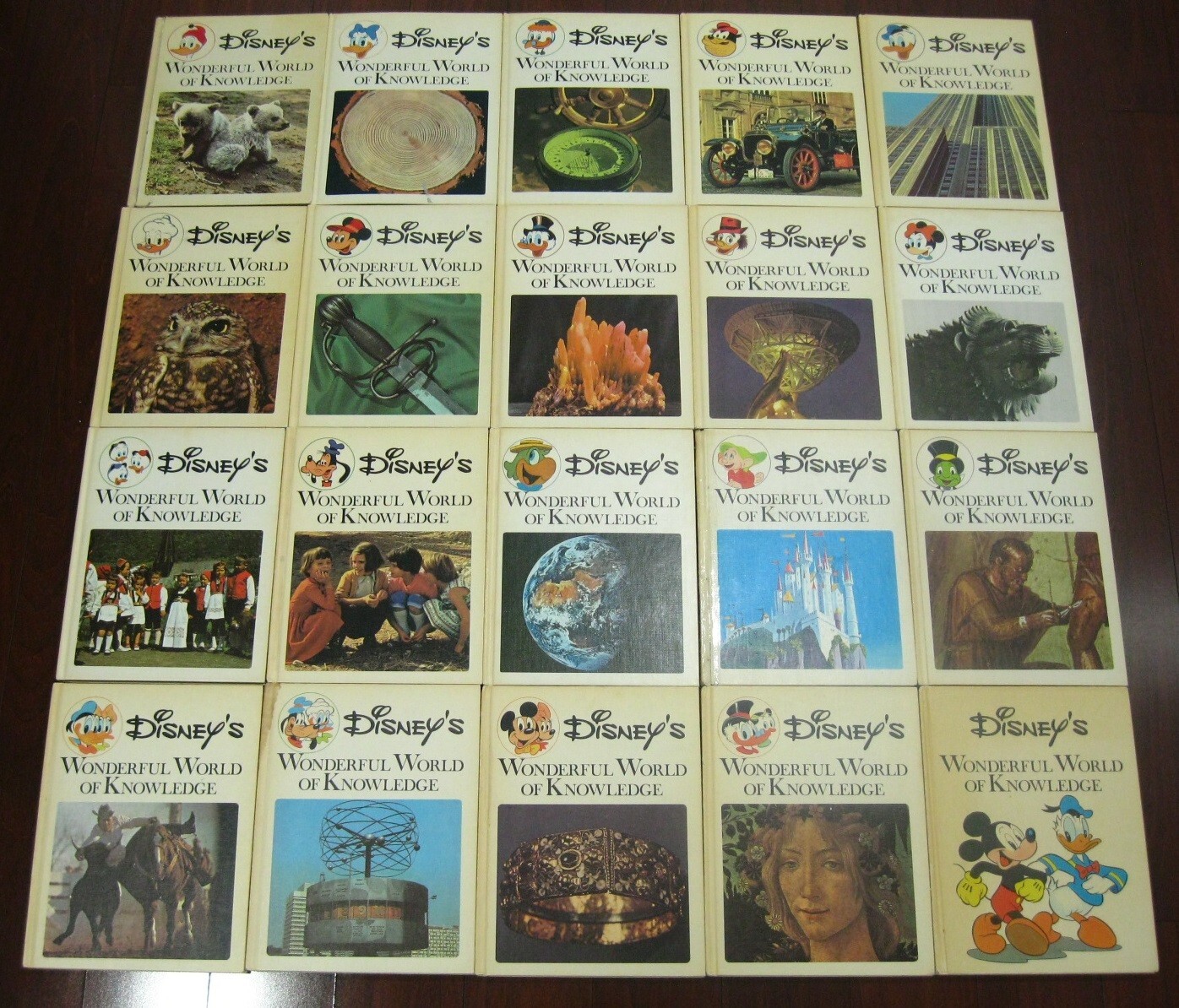 【ビンテージ】Wonderful World of Walt Disney Vintage Disney's Wonderful World of Reading Hardcover