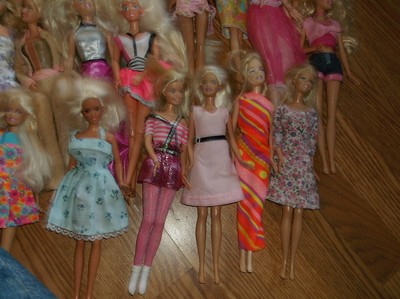 1999 Barbie dolls, 12 inch, lot of 26  ..all dressed, NO SHOES