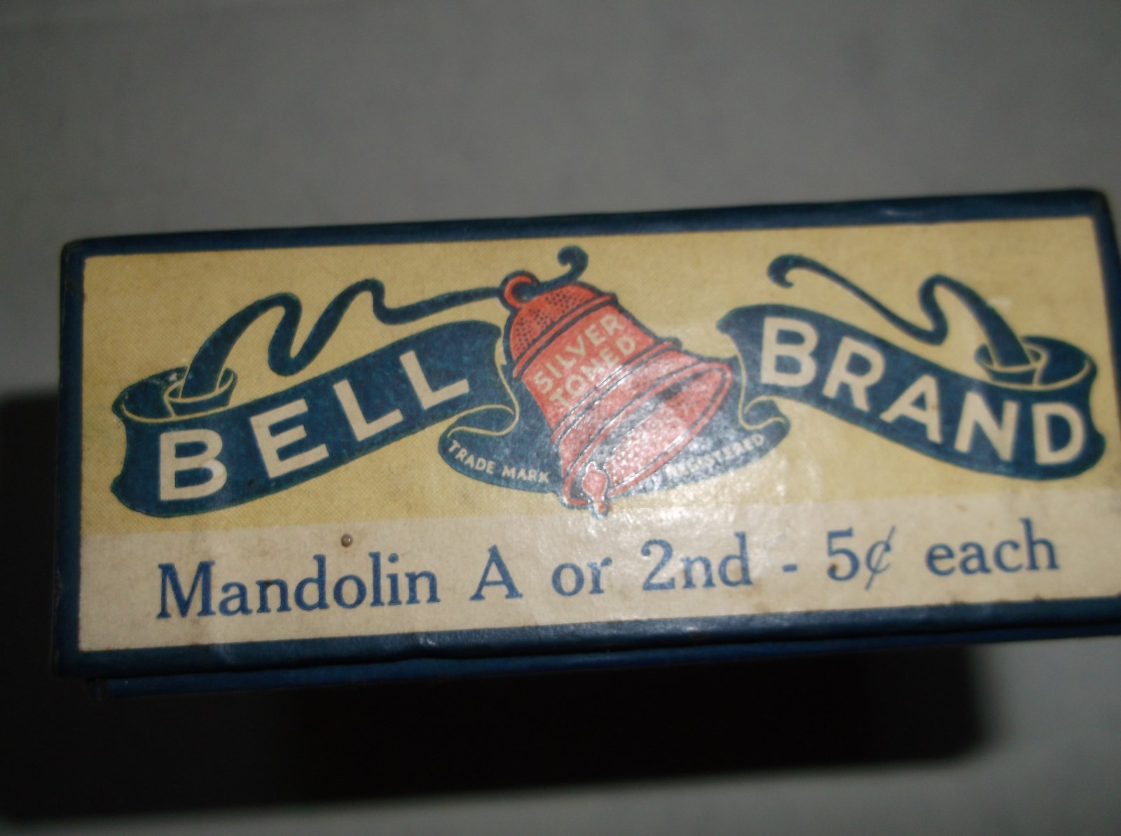 Vintage Bell Brand Mandolin 2nd string with Display Box Case Candy