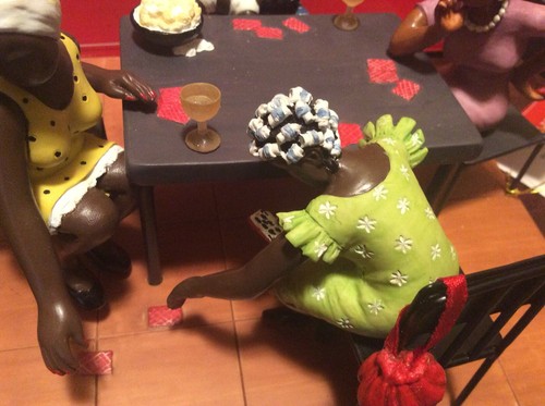 Sass 'n Class by Annie Lee Misdeal #6034 Card Playing Figurine (broke)