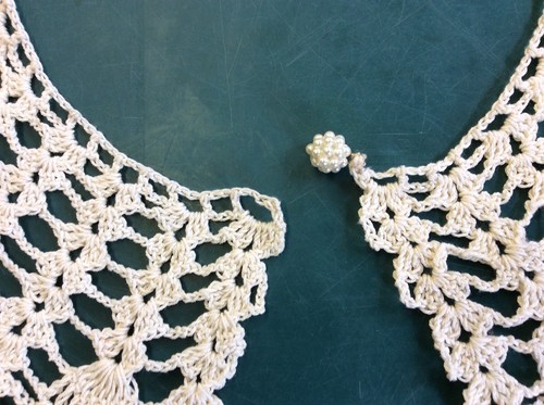 Vintage Hand Made Crocheted Collar Off White With Pearl Cluster Button