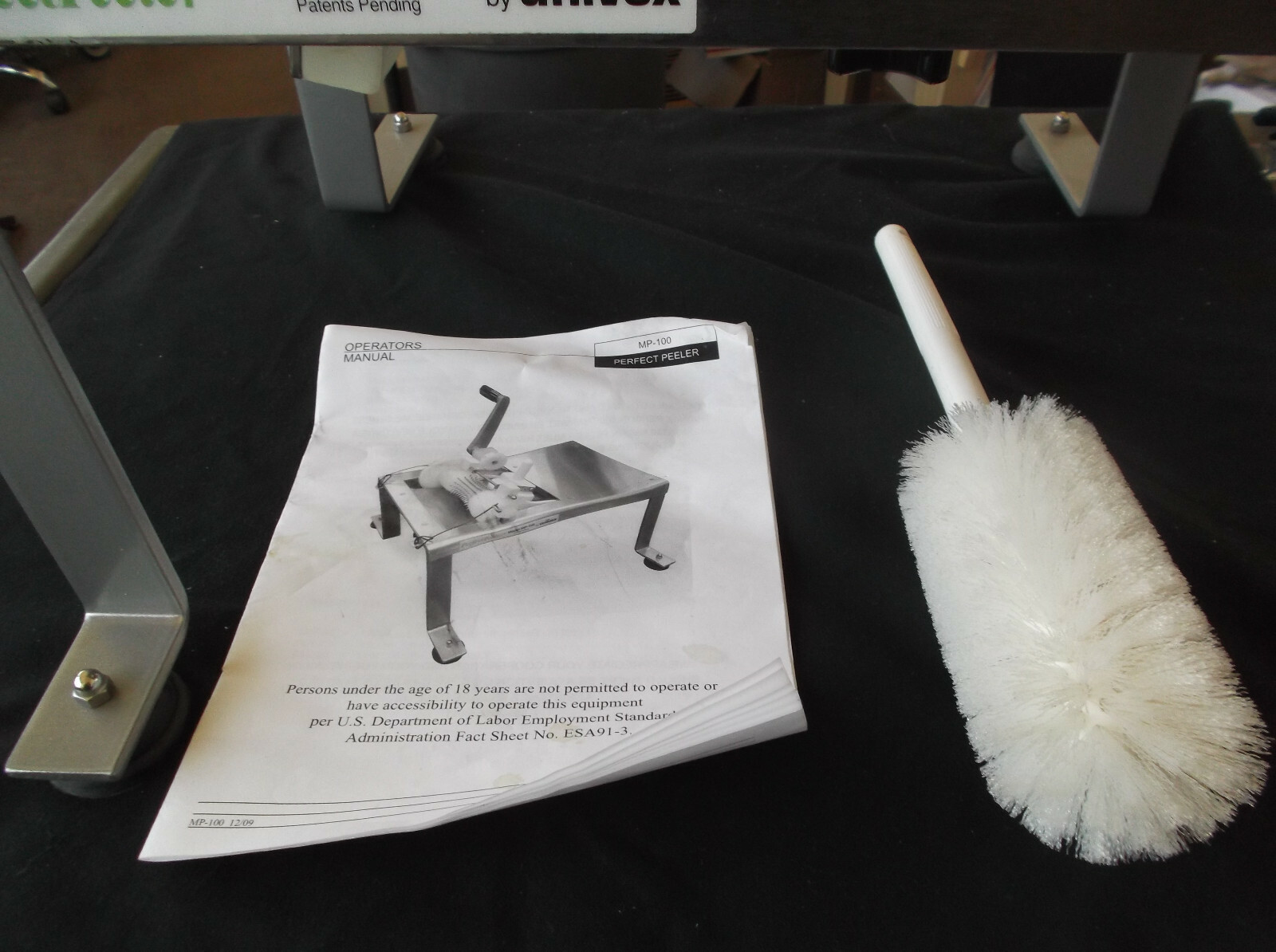 UNIVEX MP 100 Perfect Peeler w/Manual