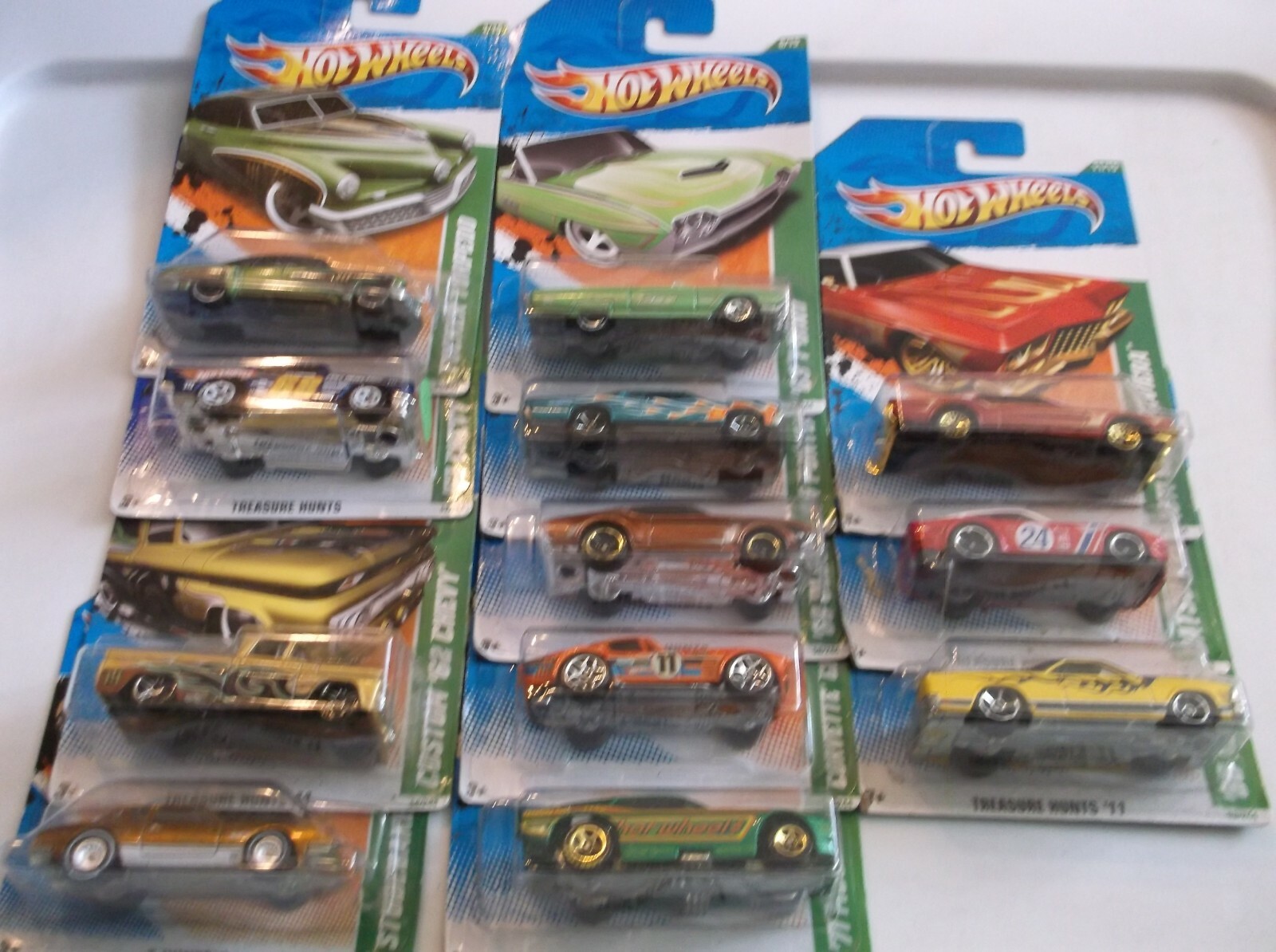 HOT WHEELS 2011トレジャーハント３０台セット用箱 HOT WHEELS 2011トレジャーハント30台セット用箱 Amazon.co.jp