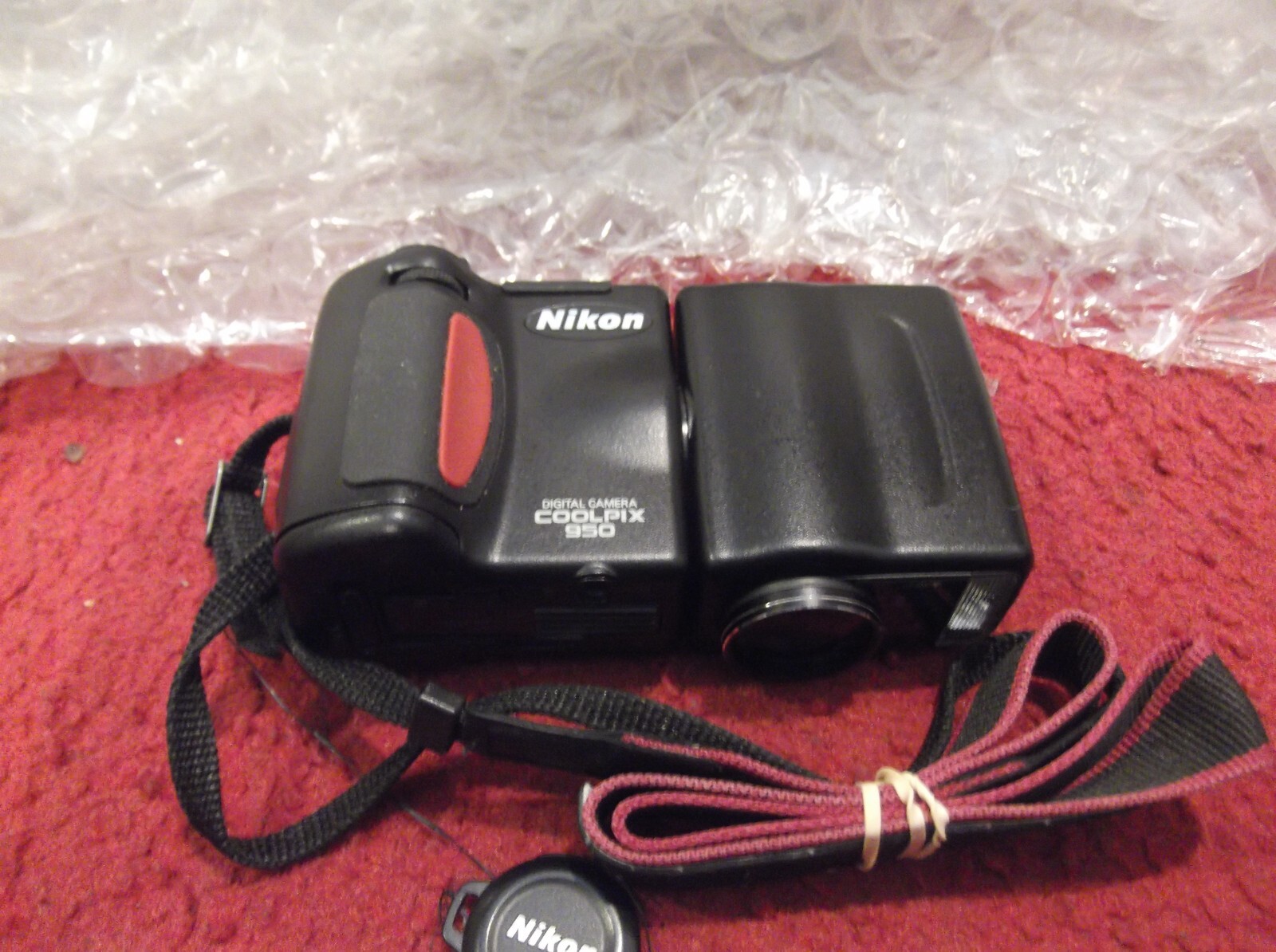 Nikon COOLPIX 950 2.0MP 3x Digital Camera - Black | eBay Nikon COOLPIX 950 2.0MP 3x Digital Camera - Black | eBay