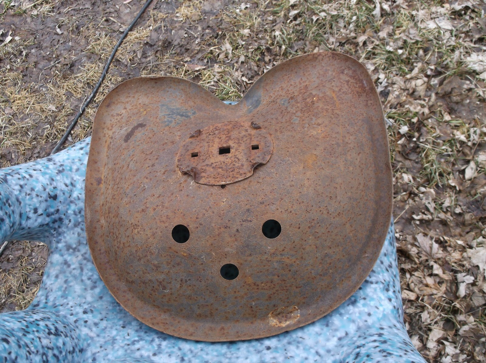 Vintage Metal Tractor Seat Old Antique Farm Equipment 18
