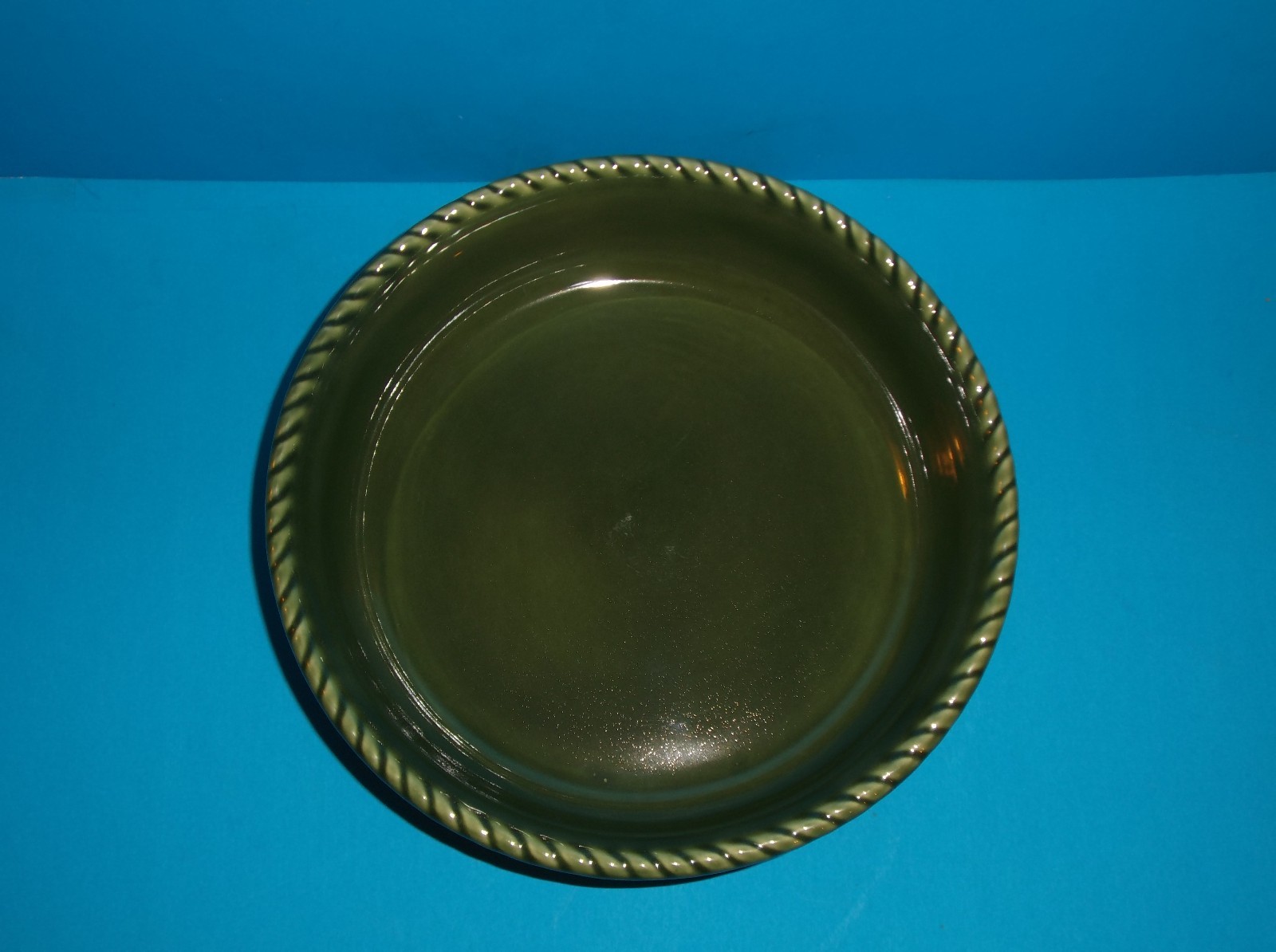 Partylite Round Porcelain Green Glazed Candy Dish 9 1/4