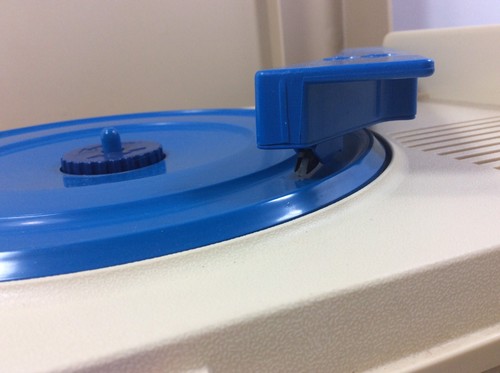 Vintage 1978 Fisher Price Record Player Model 825 Kids Phonograph Turntable Read