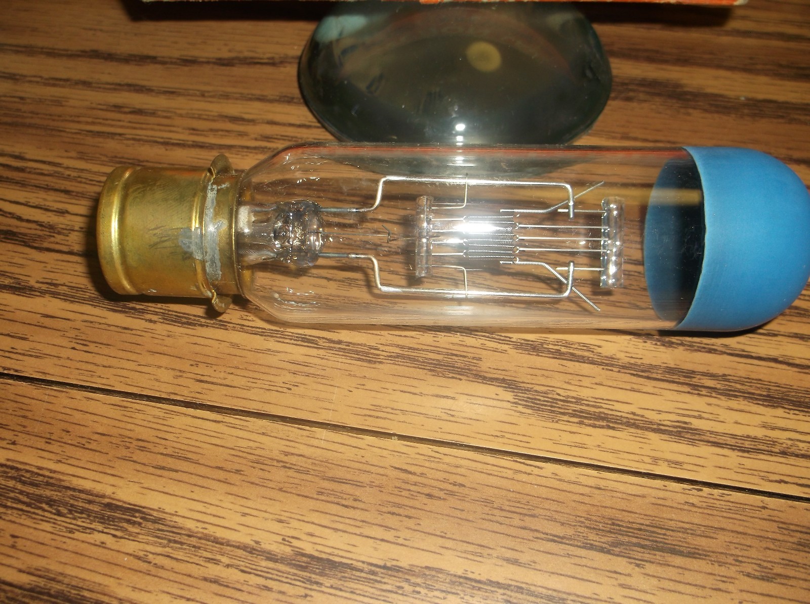 Vintage 1950's Westinghouse Movie Projector Lamp Bulb (Brand-New-Original Pkg.)