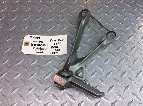 はやぴー ぴぴと 05 06 Kawasaki ZX6 ZX 636 Right Foot Peg - Sun Coast Cycle