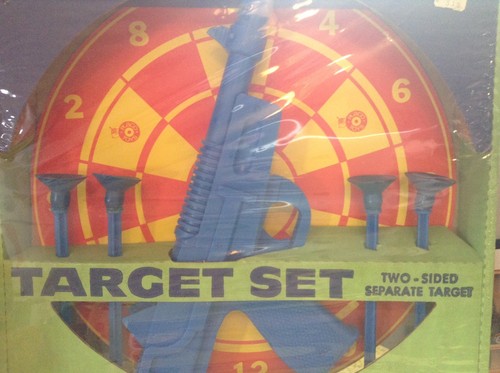SUPER DART TARGET SET IN ITS ORIGINAL UNOPENED BOX BY PLACO TOYS 1978
