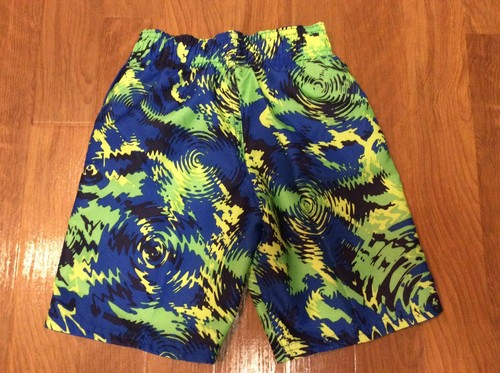 NEW WITH TAGS NIKE SWIM TRUNKS GREEN BLUE LITTLE BOYS SIZE 5