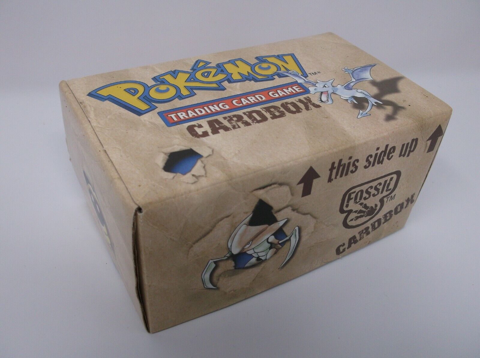 POKEMON Trading Card Game Fossil Cardbox 1999 Contains no POKEMON Trading Card Game Fossil Cardbox 1999 Contains no
