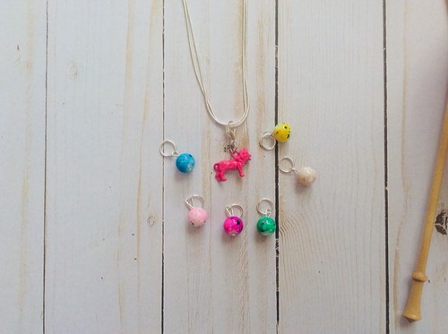 stitch markers Neckles, knitting Stitch Markers, Progress Keeper, Pink Lion