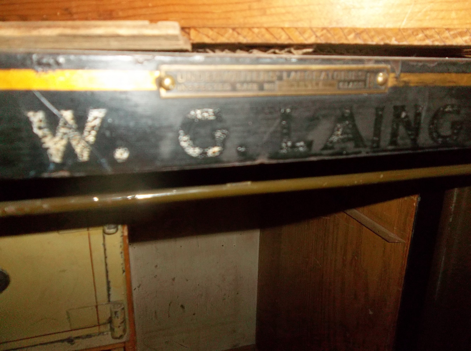 ANTIQUE HERRING-HALL MARVIN FLOOR SAFE