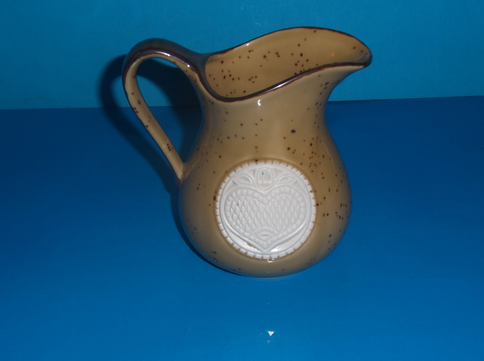 Stoneware Gravy Pitcher with Embossed White Heart 5 1/4