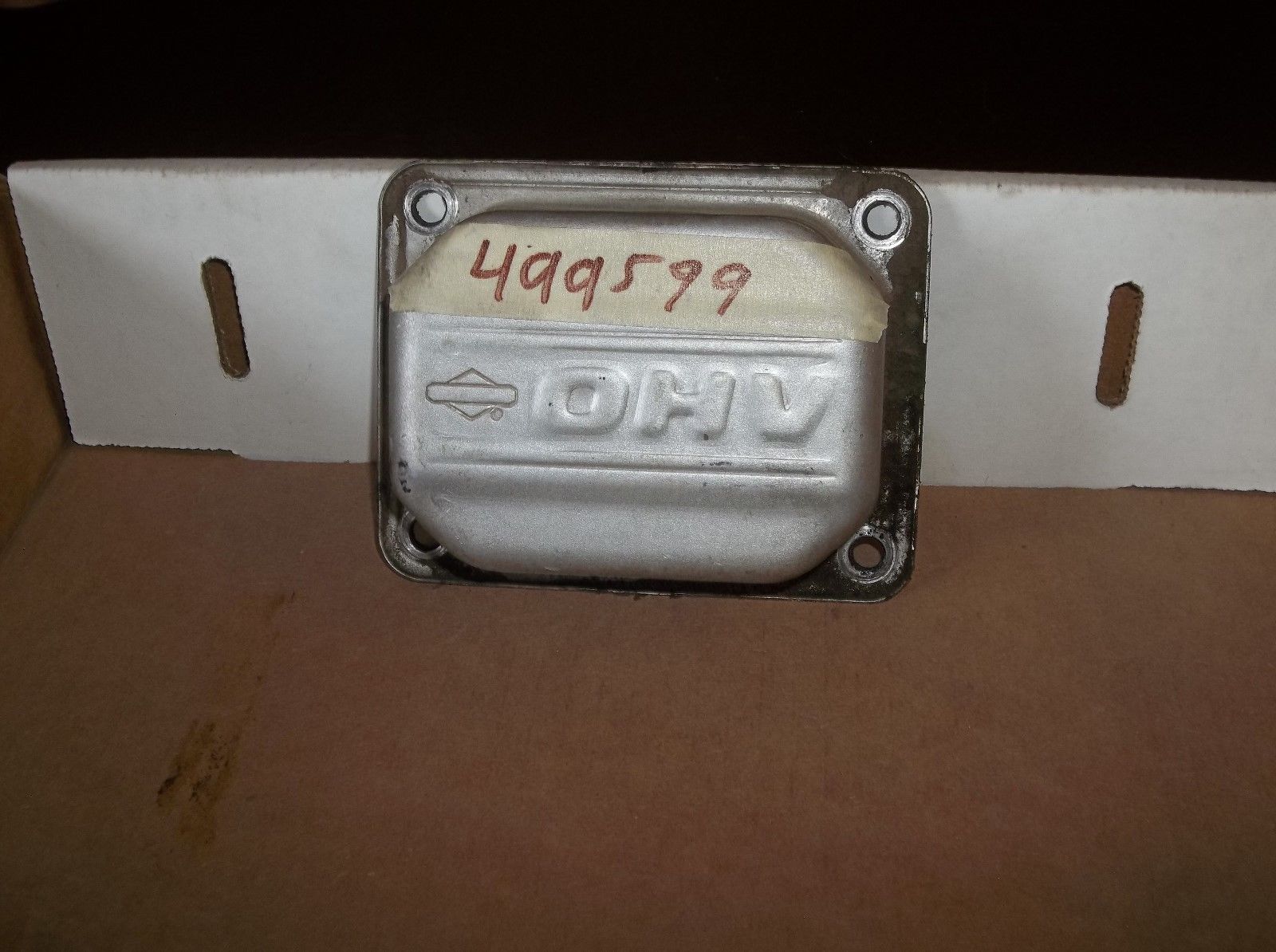 Briggs & Stratton 446777-0244-E1 Rocker Cover 499599