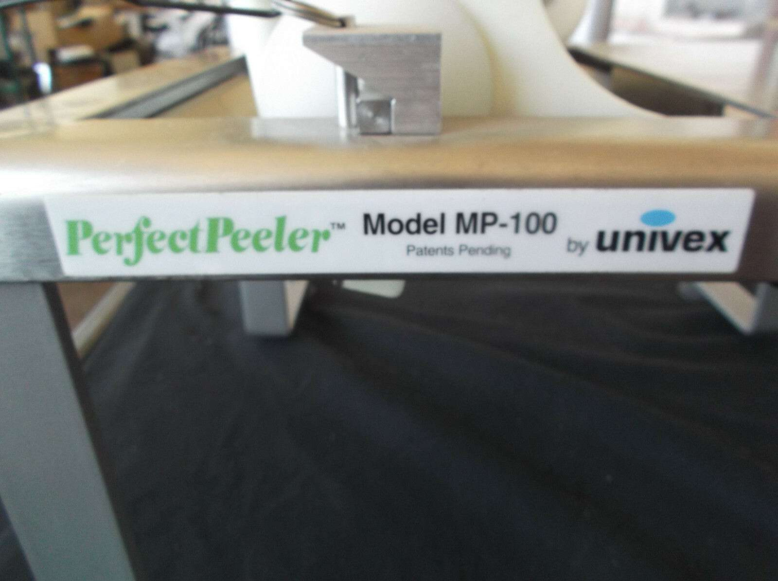 UNIVEX MP 100 Perfect Peeler w/Manual