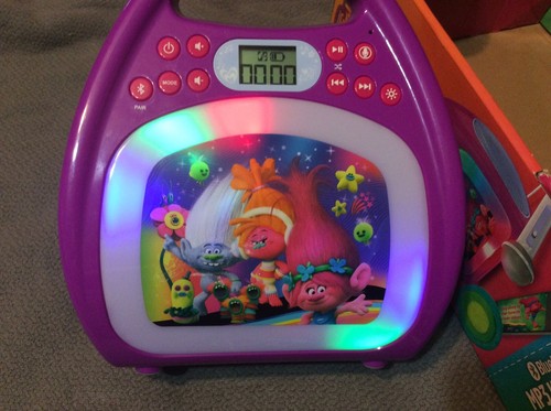 Trolls Bluetooth MP3 Kids Karaoke Machine With Light Show Voice Control 1GB