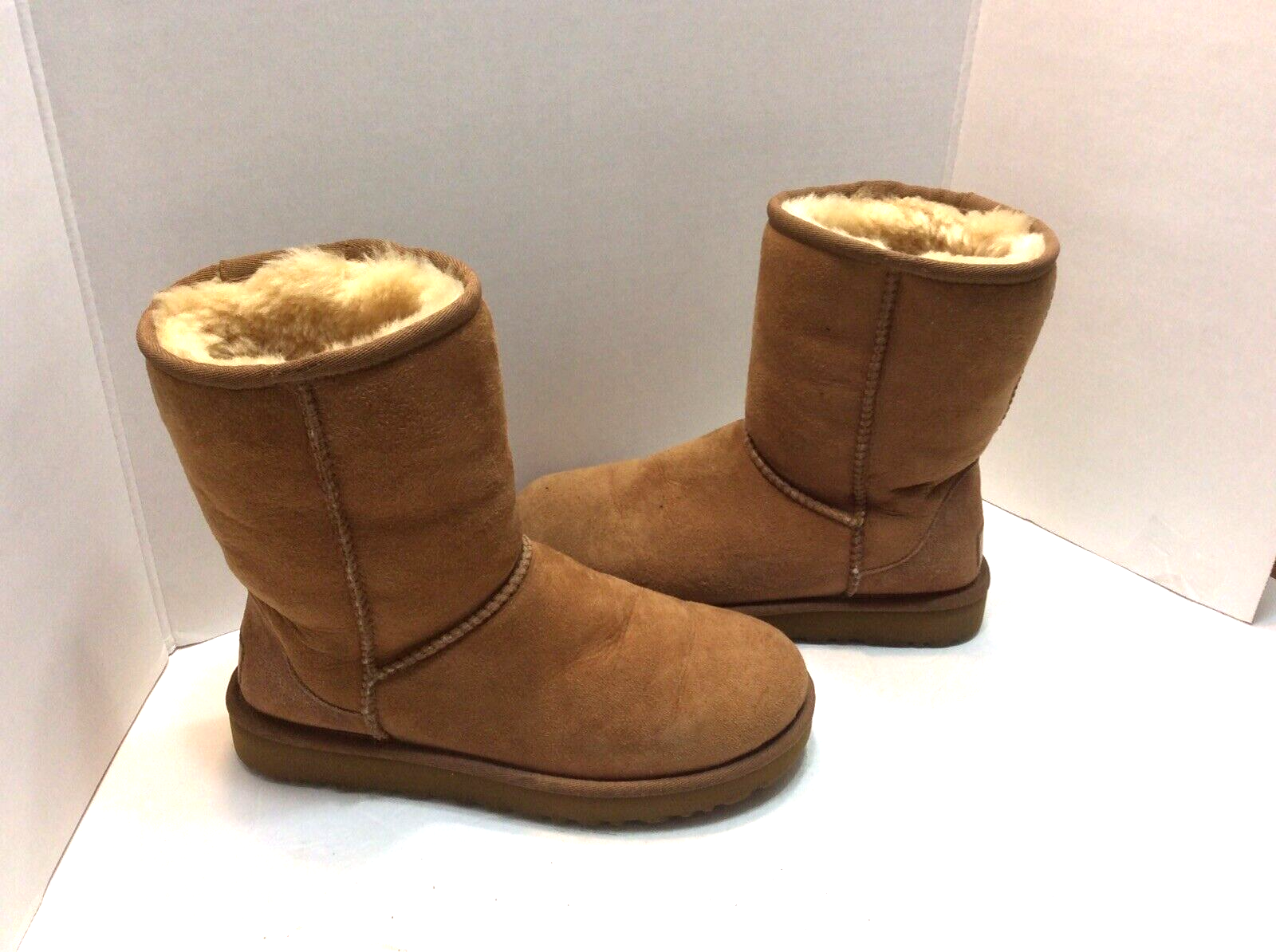 UGG｜BOOTS (CLASSIC SHORT II - CHESTNUT (1016223)) UGG Classic Short II Chestnut #1016223 Women's Boots Size