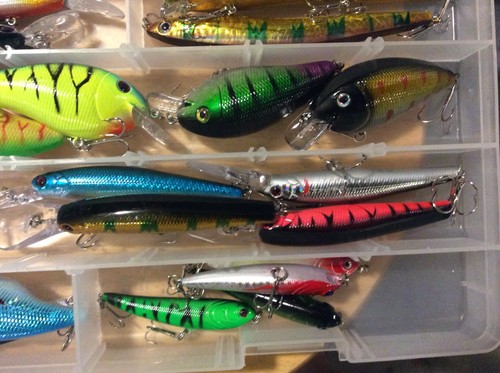 1000 Crankbaits Assorted Styles- Resell Opportunity- CLOSEOUT