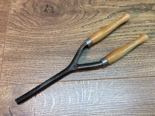 Vintage Stovetop Curling Iron Steel And Wood Handles A2