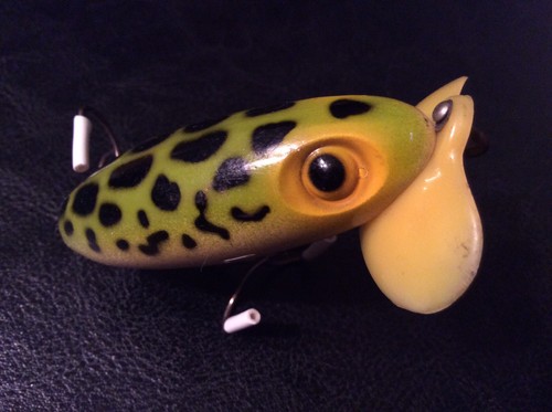 Vintage Fred Arbogast W.W.2 Jitterbug Fishing Lure ( 5/8OZ)