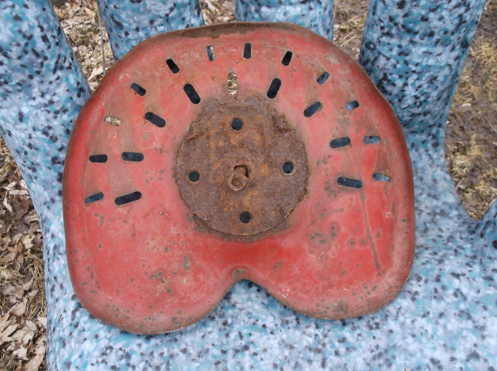 Vintage Metal Tractor Seat Old Antique Farm Equipment 16