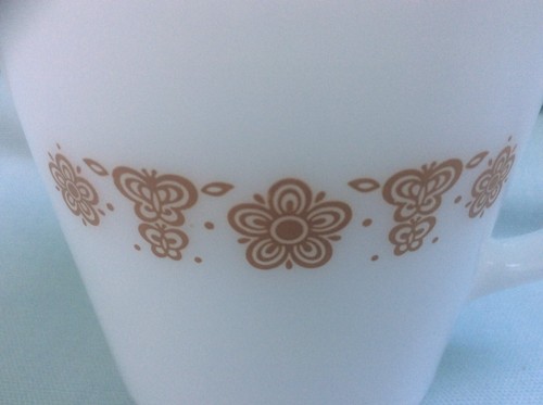 Corning Pyrex Butterfly Gold Creamer Pitcher Syrup White Milk Glass 8 Ounces