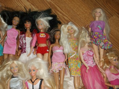 1999 Barbie dolls, 12 inch, lot of 26  ..all dressed, NO SHOES
