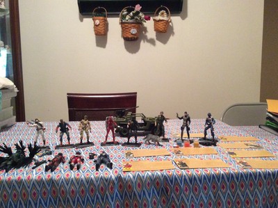 G I Joe Lot Of Figures And Vehicle