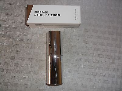 D09271616 PURE EASE MATTE LIP CLEANSER Pure Ease Matte Lip Cleanser Makeup