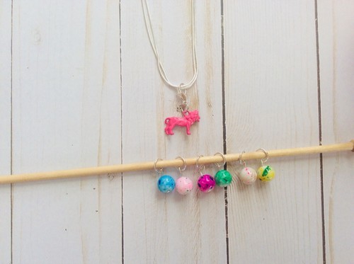 stitch markers Neckles, knitting Stitch Markers, Progress Keeper, Pink Lion