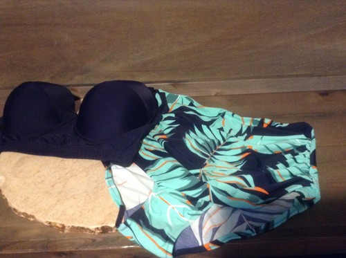 【Amerivintage】swimwear Vix: Aika T Back Tri-Aika Detail Bikini (VR251281-VR251064