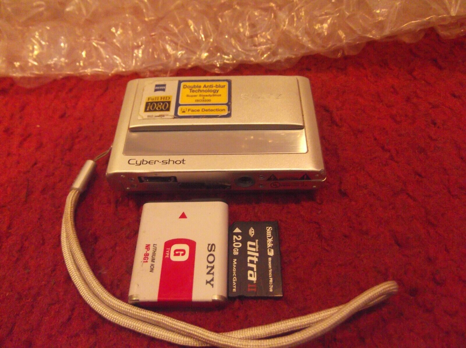 Sony CyberShot DSC-T20 8.1MP 3x Digital Camera - Silver | eBay Sony CyberShot DSC-T20 8.1MP 3x Digital Camera - Silver | eBay
