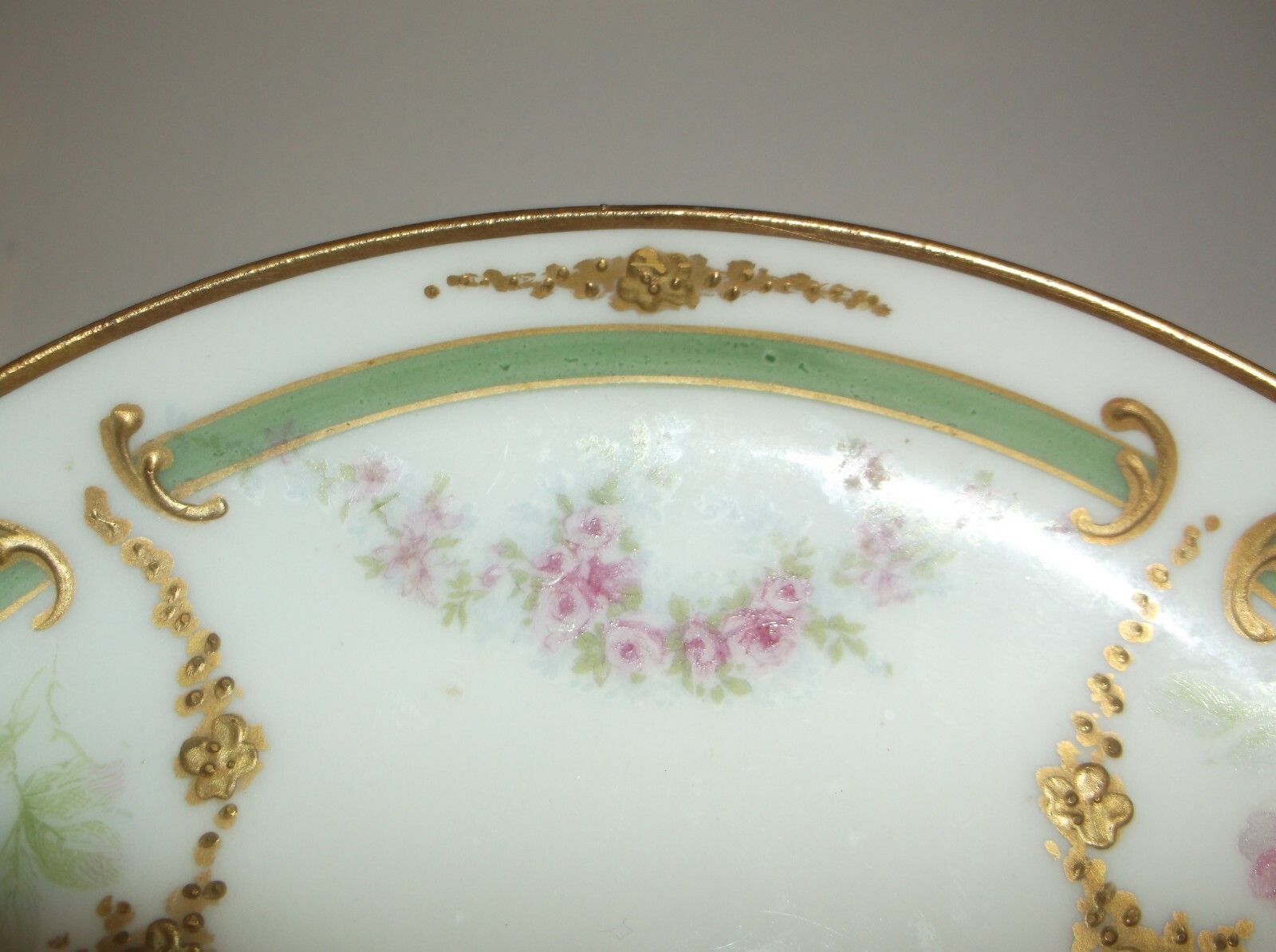 ANTIQUE MINIATURE ROSE MOTIF HAND PAINTED PORCELAIN COMPOTE/MADE IN FRANCE