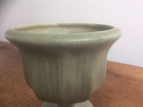 VINTAGE Haeger USA Sage Green Speckled Pedestal Ceramic Planter Vase