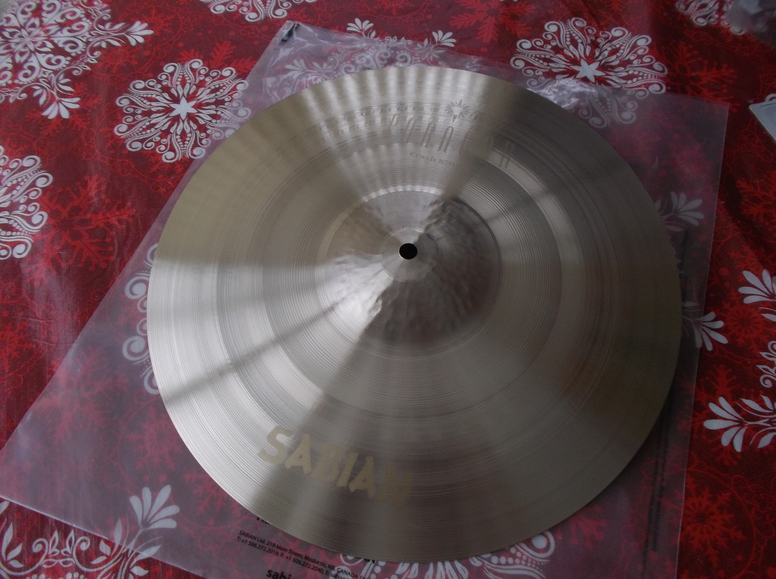 Sabian  16
