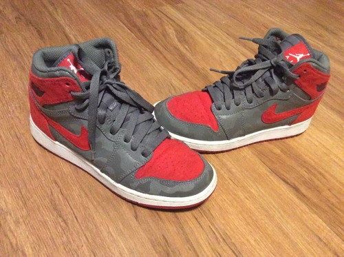 Air Jordan 1 Retro High Camo 3M Bred Gs Shoes For Boys. Size 5.5Y 