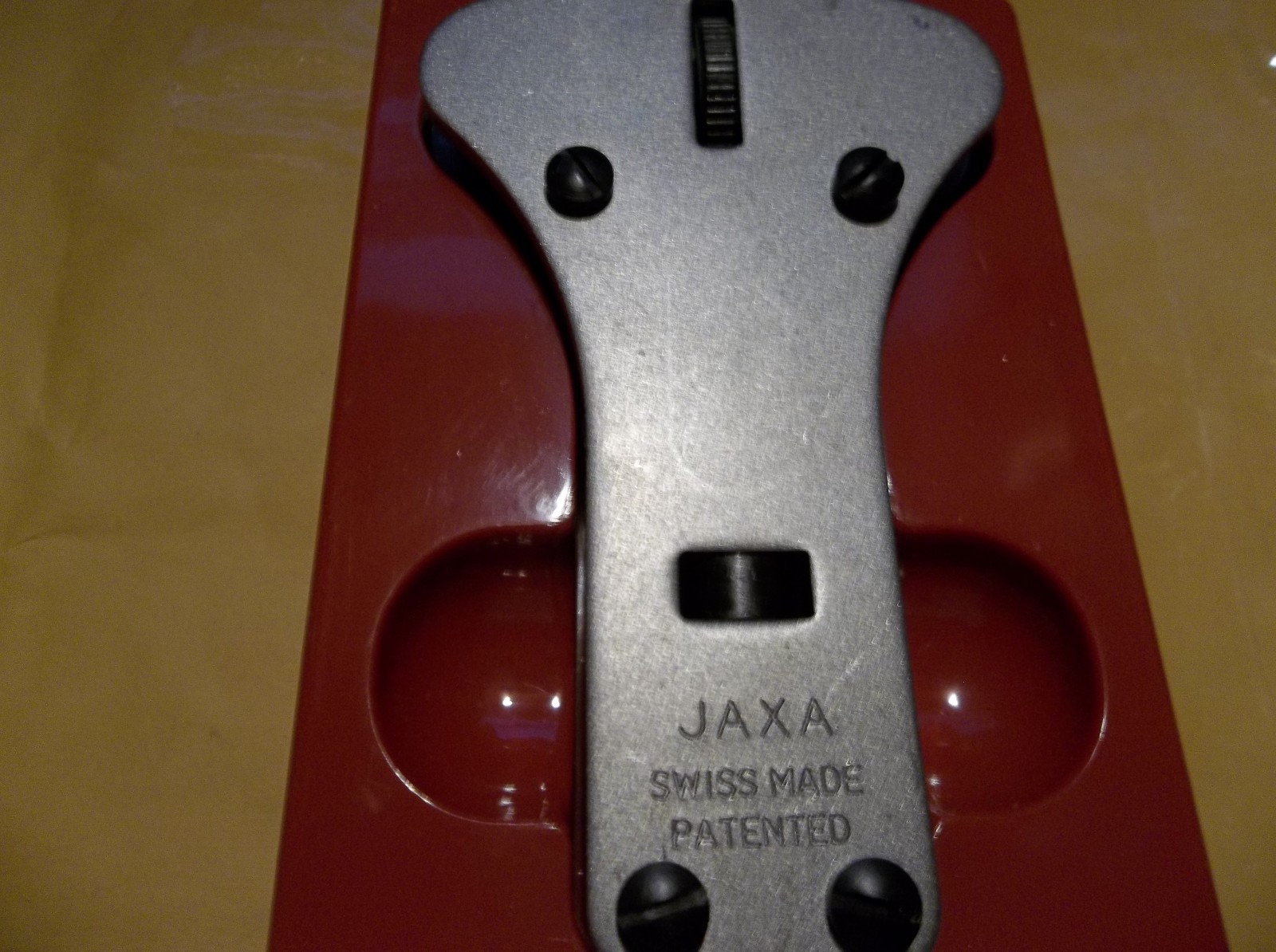 Bergeon Swiss Made Jaxa All Metal Watch Case Opener 2819