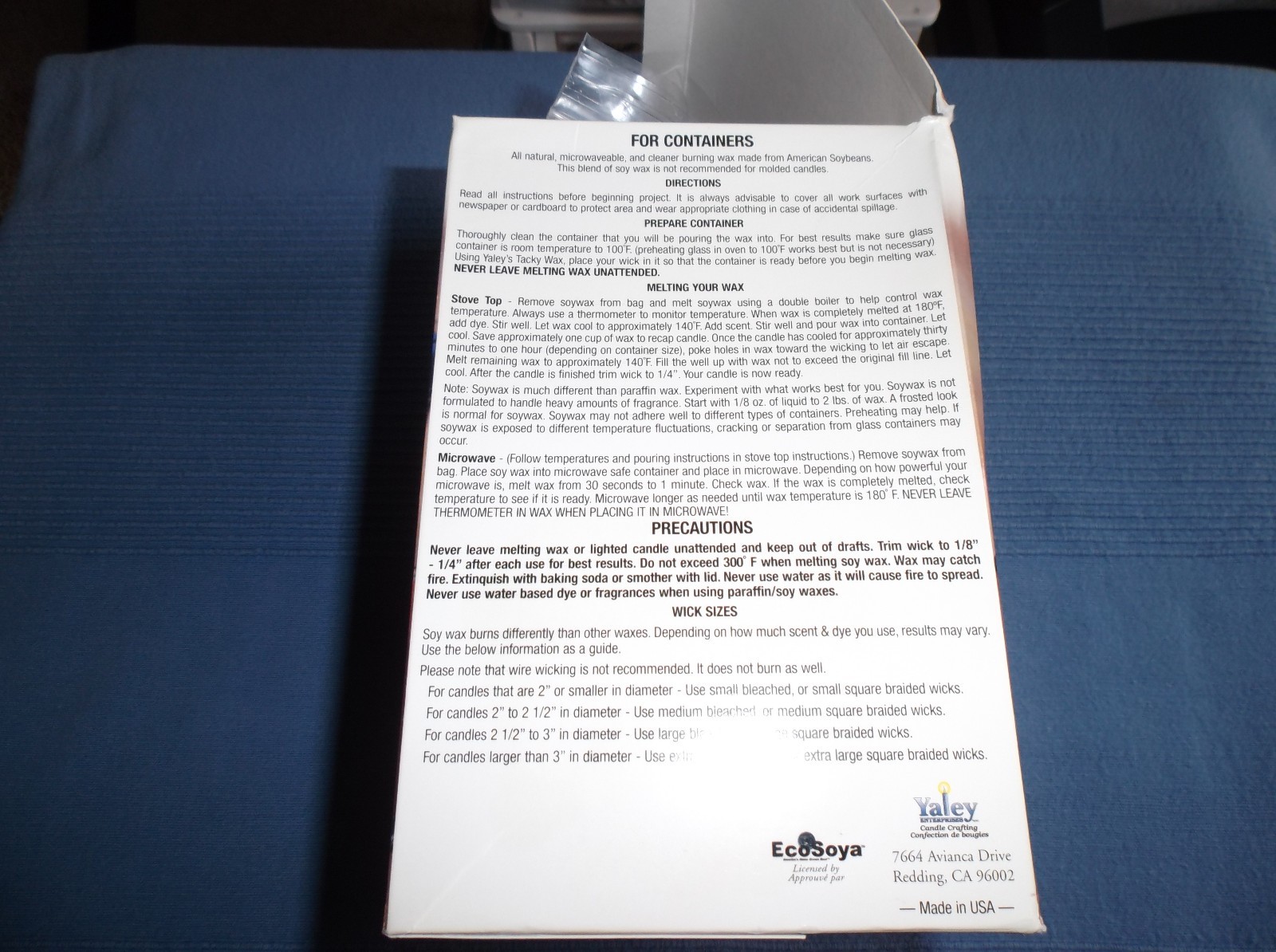 Microwaveable Soy Wax 4 lb., Candle Flakes Crafting Containers by YALEY