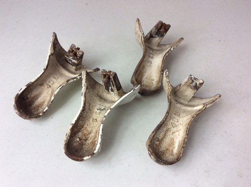 CAST IRON Claw Foot Tub Feet Matching Set of 4