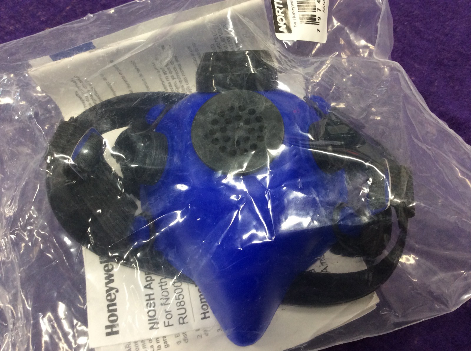 HONEYWELL NORTH Half Mask Respirator,Threaded,L, RU85001L, Blue