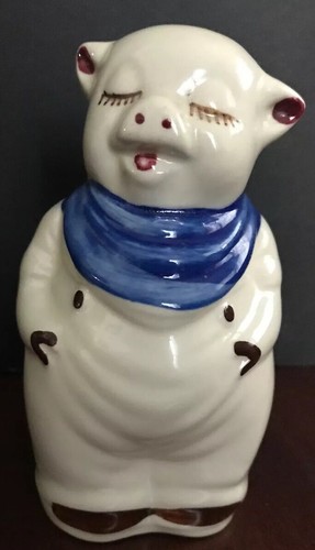 Shawnee Pottery Smiley & Winnie Pig salt and Pepper shakers NICE