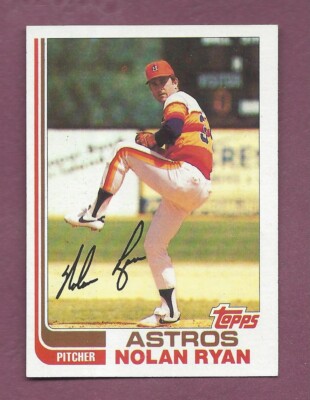 RAZOR SHARP PACK FRESH 1982 TOPPS BASEBALL #90  NOLAN RYAN HOF .99 SHIPPING N298