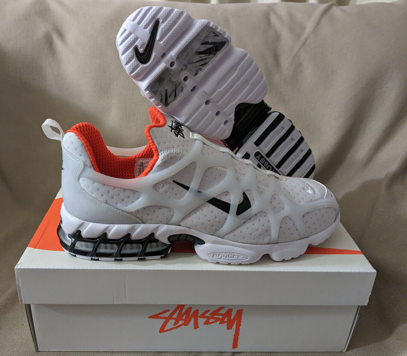 Nike Air Zoom Spiridon Kukini x Stussy White Red CJ9918 100 Nike Air Zoom Spiridon Kukini x Stussy White Red CJ9918 100