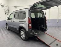 2025 74 Peugeot Rifter 1.5 BlueHDi 3 x Seat Wheelchair Accessible Vehicle WAV