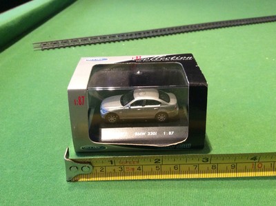 WELLY BMW 330i Scale 1:87 DIECAST NO. 73100